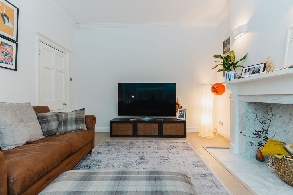 Additional image 8 of 5 bed terraced house for saleWestcotes Drive, Leicester LE3