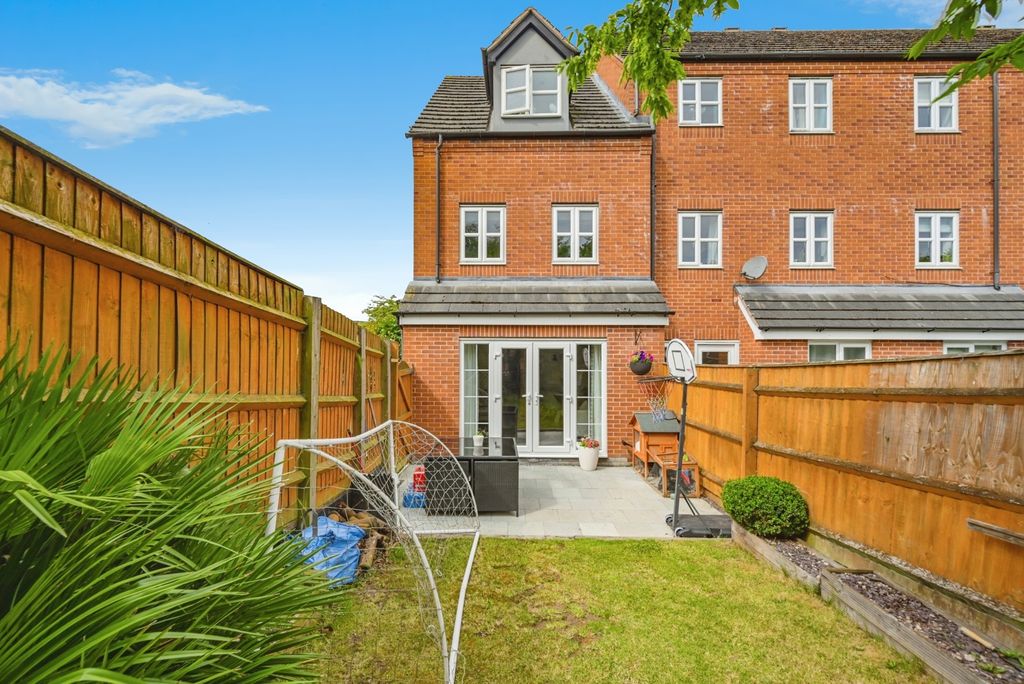 Additional image 15 of 3 bed town house for saleLowes Drive, Tamworth, Staffordshire B77