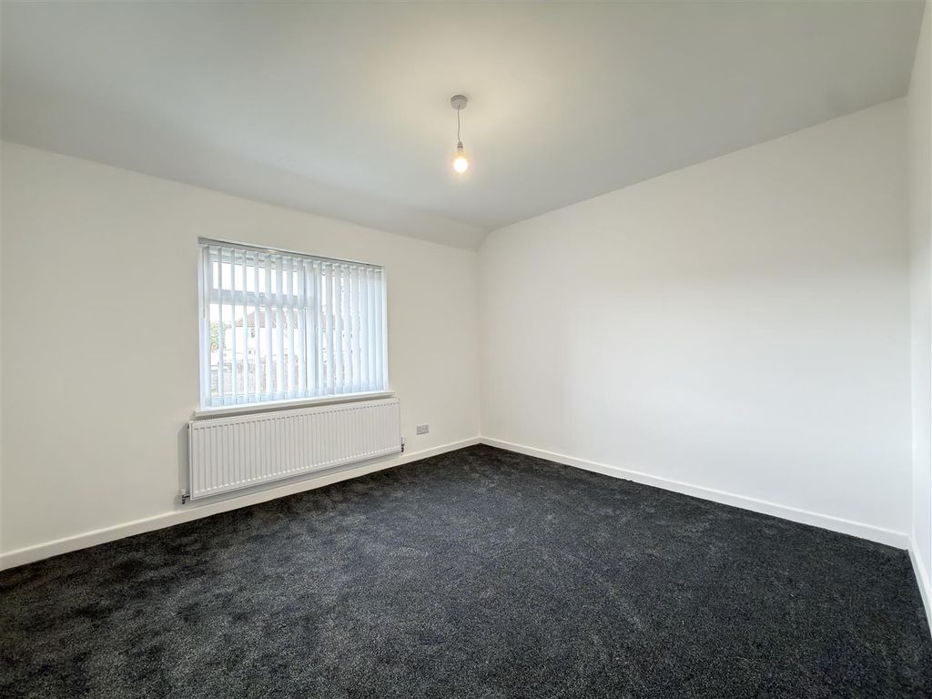 Additional image 8 of 3 bed semi-detached house for saleIngold Avenue, Leicester LE4