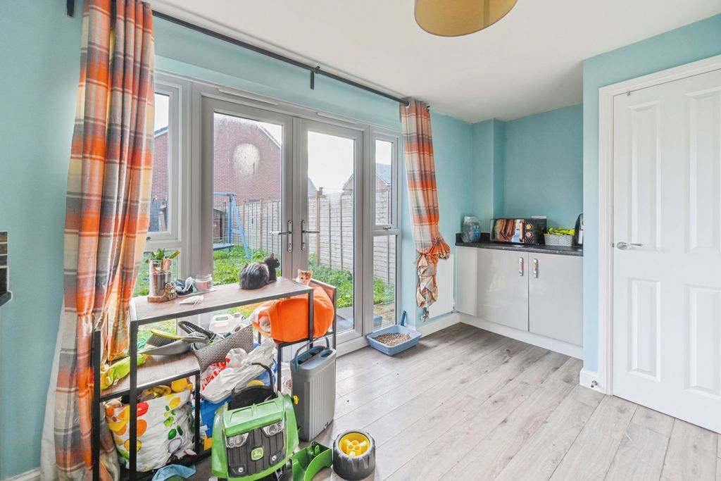 Additional image 4 of 2 bed semi-detached house for saleBingley Avenue, Tamworth, Staffordshire B78