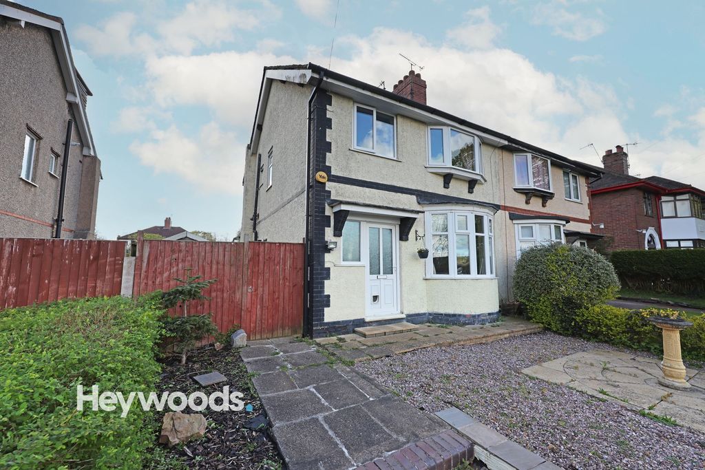 Additional image 2 of 3 bed semi-detached house for saleSeabridge Road, Newcastle ST5