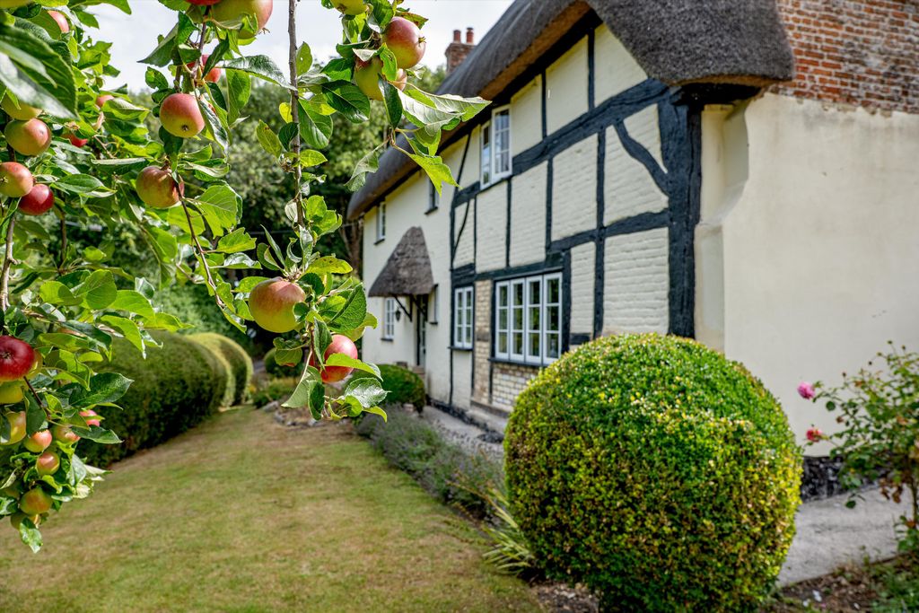 Additional image 19 of 5 bed detached house for saleManor Farm Lane, Patney, Devizes, Wiltshire SN10