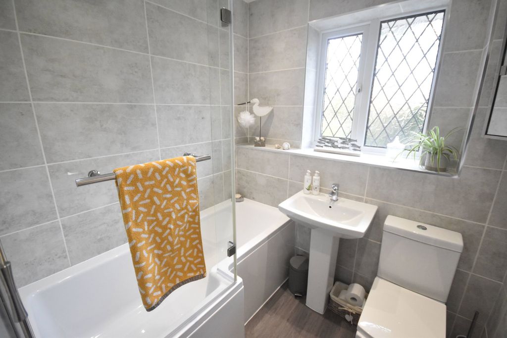 Additional image 10 of 3 bed link detached house for saleGoodwood Close, Stretton DE13