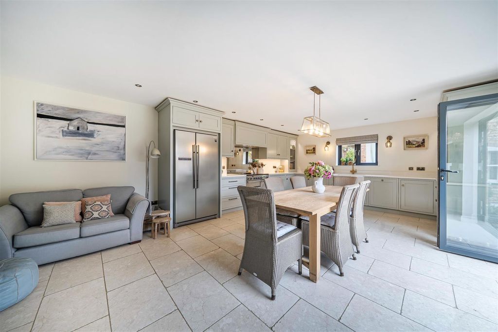 Additional image 3 of 6 bed detached house for saleHigh Street, Waltham On The Wolds, Melton Mowbray LE14