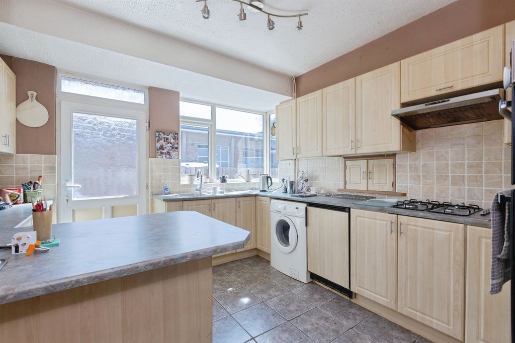Additional image 3 of 3 bed detached house for saleUppingham Road, Leicester LE5