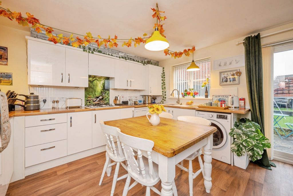 Additional image 2 of 3 bed semi-detached house for saleAmington Road, Tamworth B77