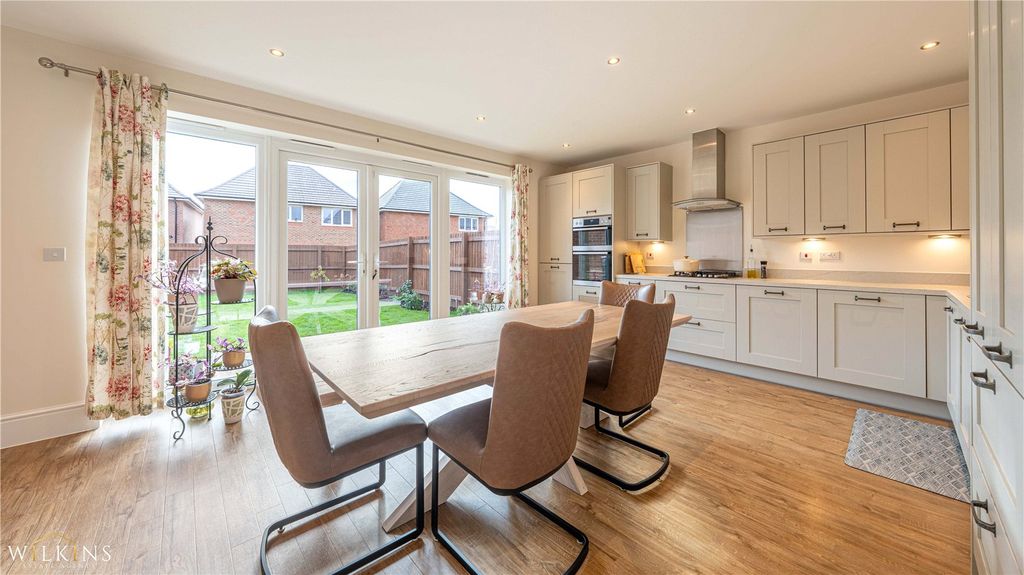 Additional image 3 of 4 bed detached house for saleClaudius Way, Nuneaton, Warwickshire CV11