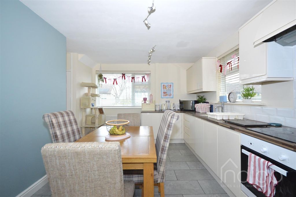 Additional image 7 of 3 bed semi-detached house for salePeebles Road, Newcastle ST5