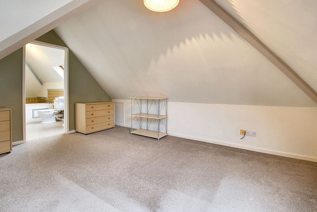 Additional image 19 of 4 bed detached bungalow for saleElms Road, Leicester LE2