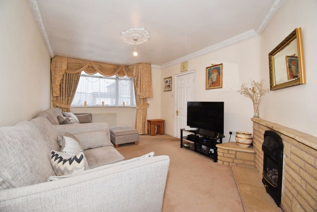 Additional image 3 of 3 bed semi-detached house for saleDenegate Avenue, Birstall, Leicester, Leicestershire LE4