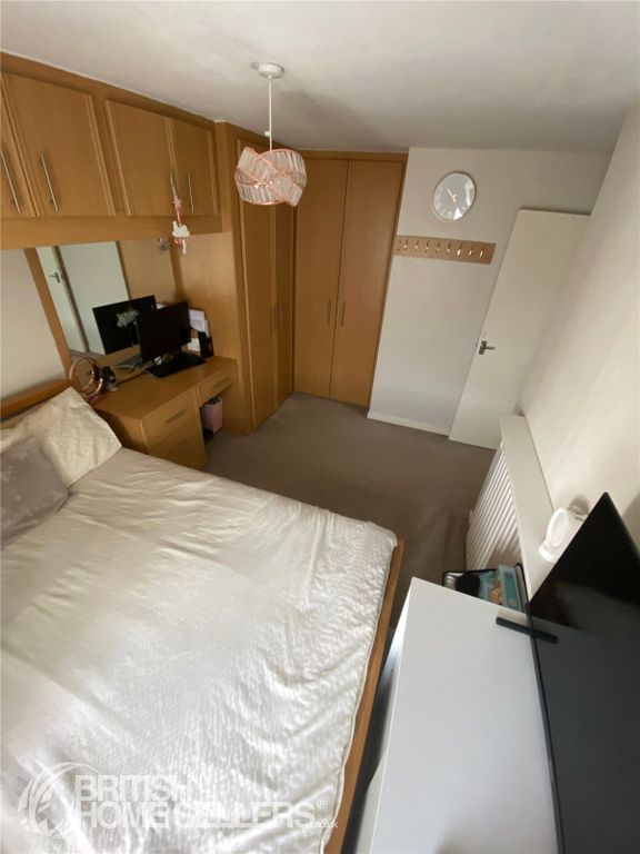 Additional image 18 of 3 bed flat for salePluto Close, Leicester, Leicestershire LE2