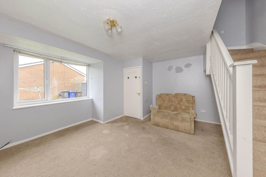 Additional image 3 of 2 bed town house for saleWinterside Close, Newcastle Under Lyme ST5