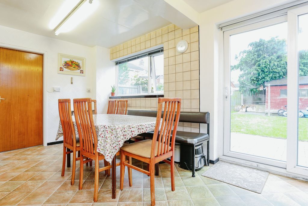 Additional image 5 of 5 bed detached house for saleParkstone Road, Syston, Leicester, Leicestershire LE7