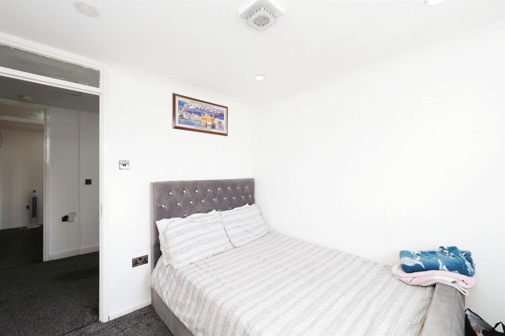 Additional image 11 of 4 bed semi-detached house for saleMarsh Close, Leicester LE4