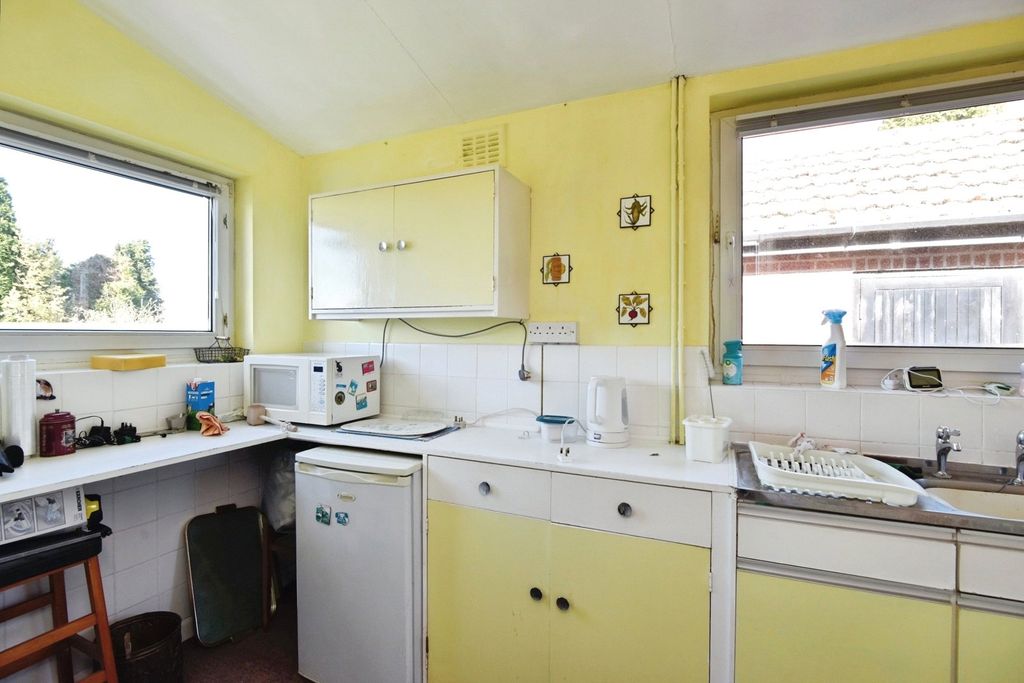 Additional image 8 of 2 bed bungalow for salePepper Street, Keele, Newcastle, Staffordshire ST5