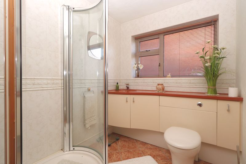2 bed detached bungalow for saleMeadowside, Knypersley, Biddulph ST8 photo 5
