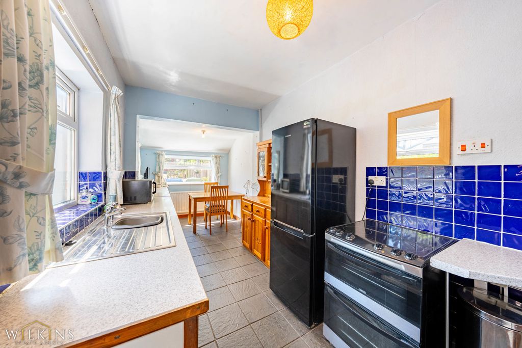 Additional image 7 of 2 bed semi-detached house for saleWoodhouse Lane, Tamworth, Staffordshire B77