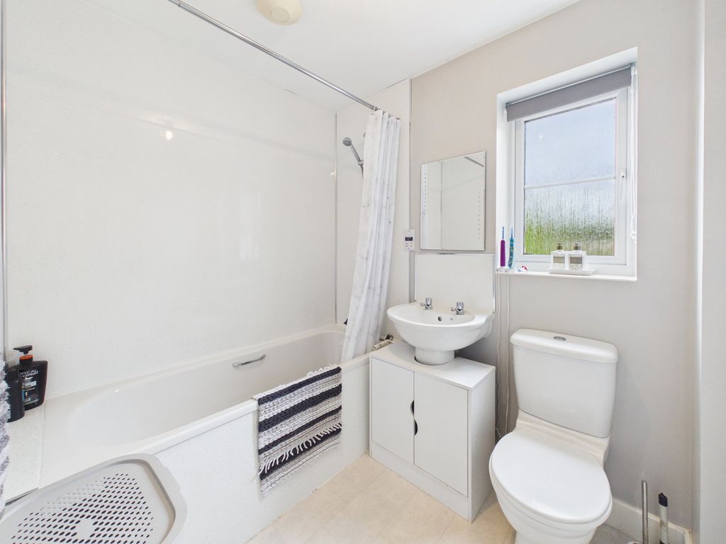 Additional image 8 of 3 bed semi-detached house for saleSt. Josephs Way, Lyneham, Chippenham, Wiltshire SN15