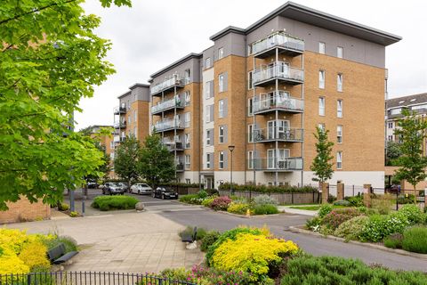 Wintergreen Boulevard, West Drayton UB7
