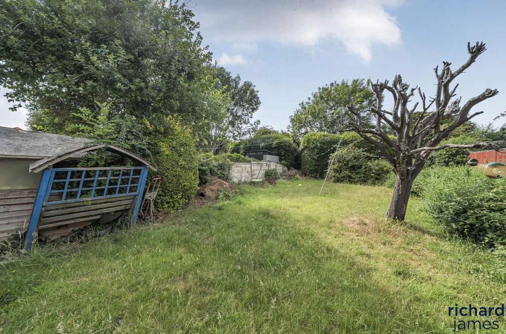 Additional image 16 of 3 bed semi-detached house for saleWoodside Avenue, Old Walcot, Swindon SN3