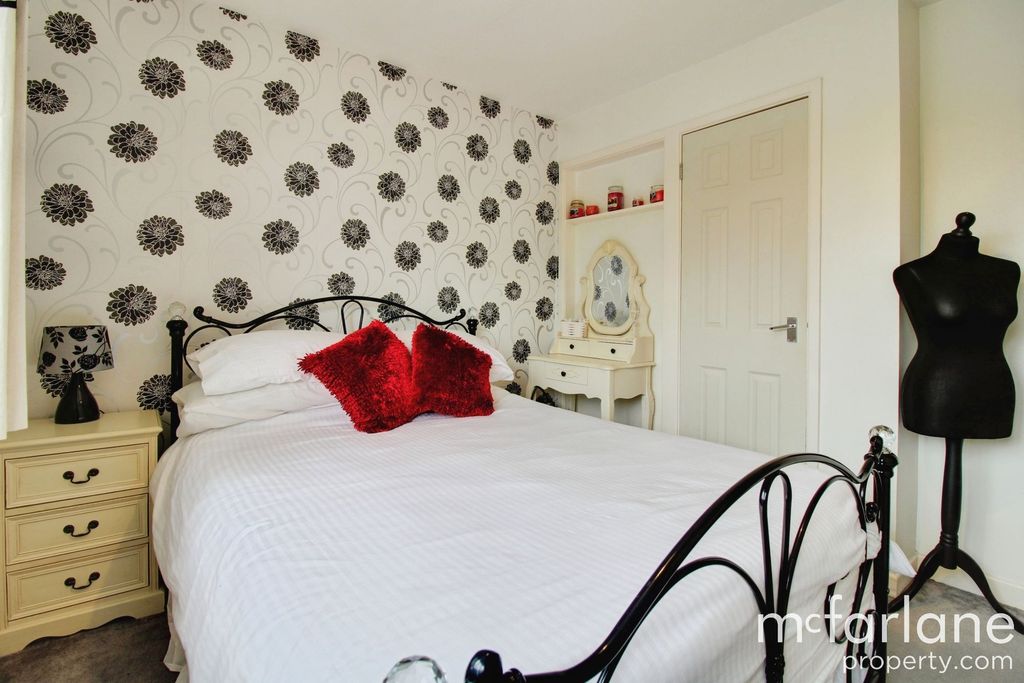 Additional image 19 of 4 bed semi-detached house for saleCovingham Drive, Swindon SN3