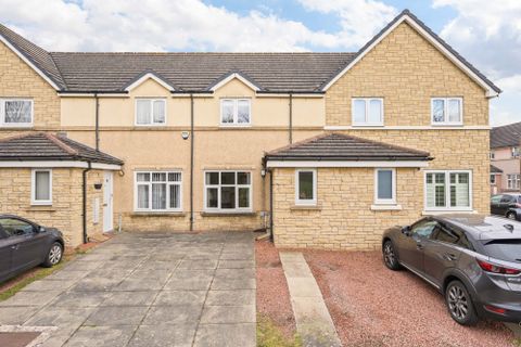 32 Craigroyston Place, Muirhouse, Edinburgh EH4