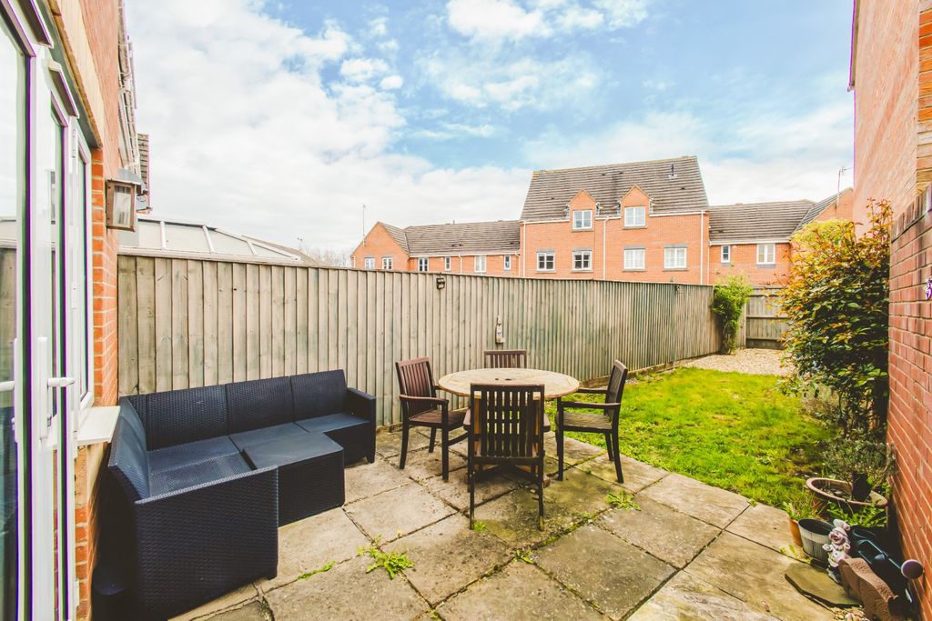 Additional image 15 of 3 bed end terrace house for saleWinton Road, Swindon, Wiltshire SN3