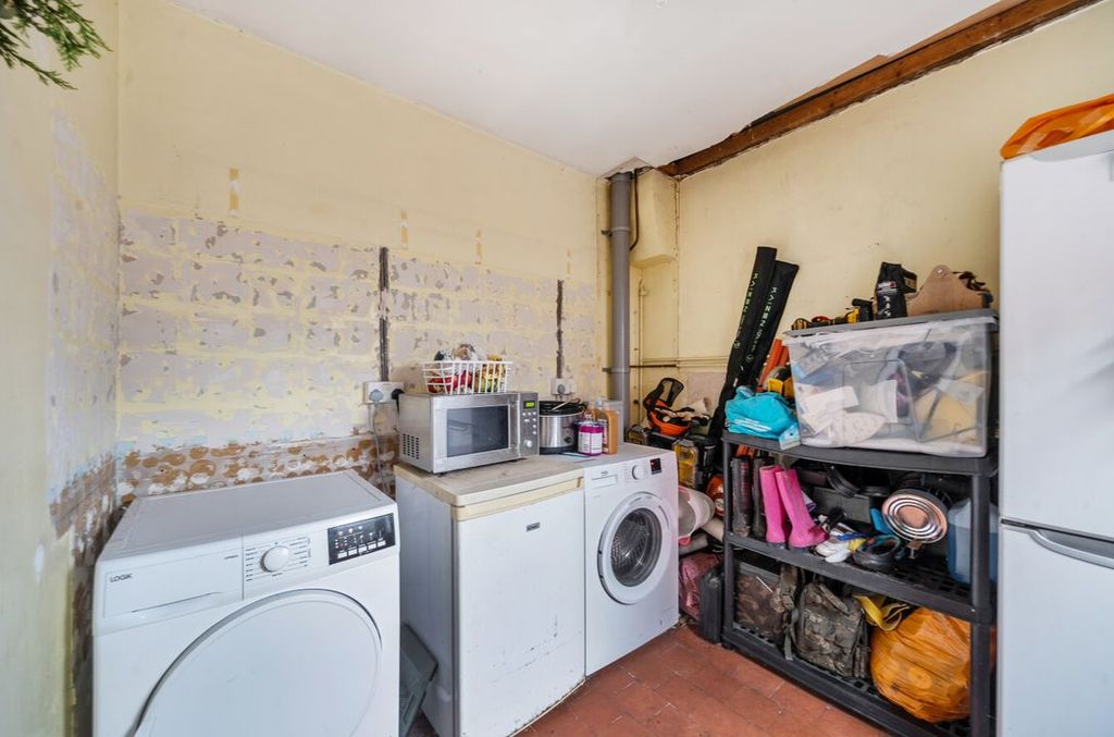 Additional image 12 of 2 bed terraced house for saleHighworth Road, Swindon, Swindon SN3