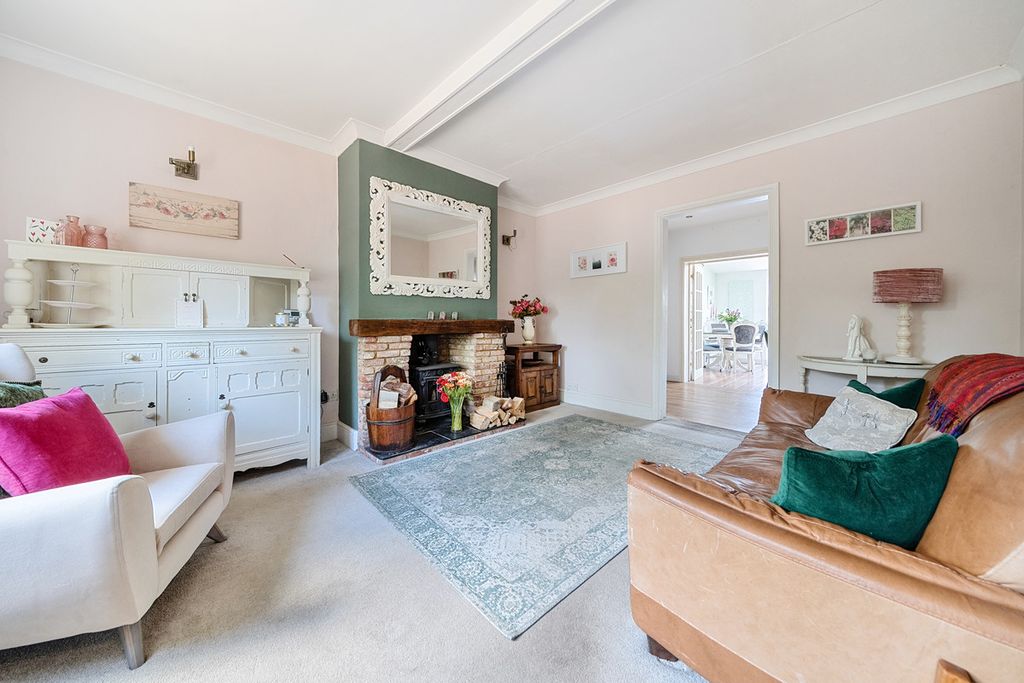 Additional image 6 of 3 bed semi-detached house for saleHatchet Lane, Windsor SL4