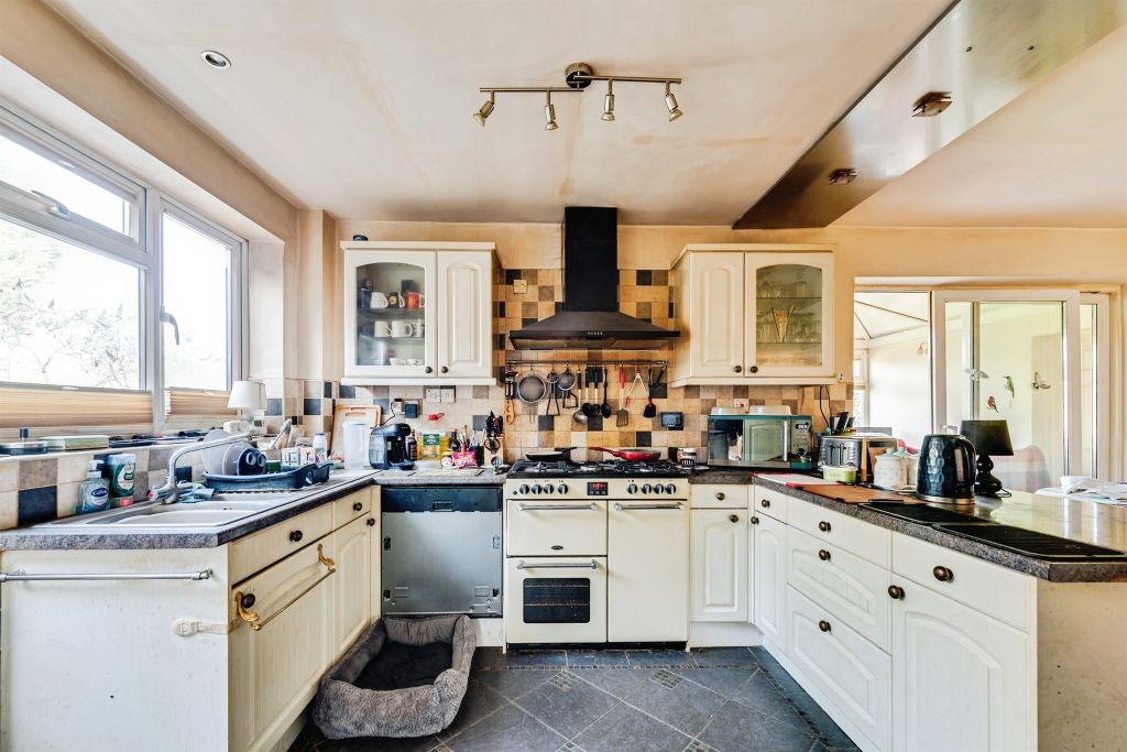 Additional image 5 of 3 bed link detached house for saleBirdbrook Road, Swindon SN2