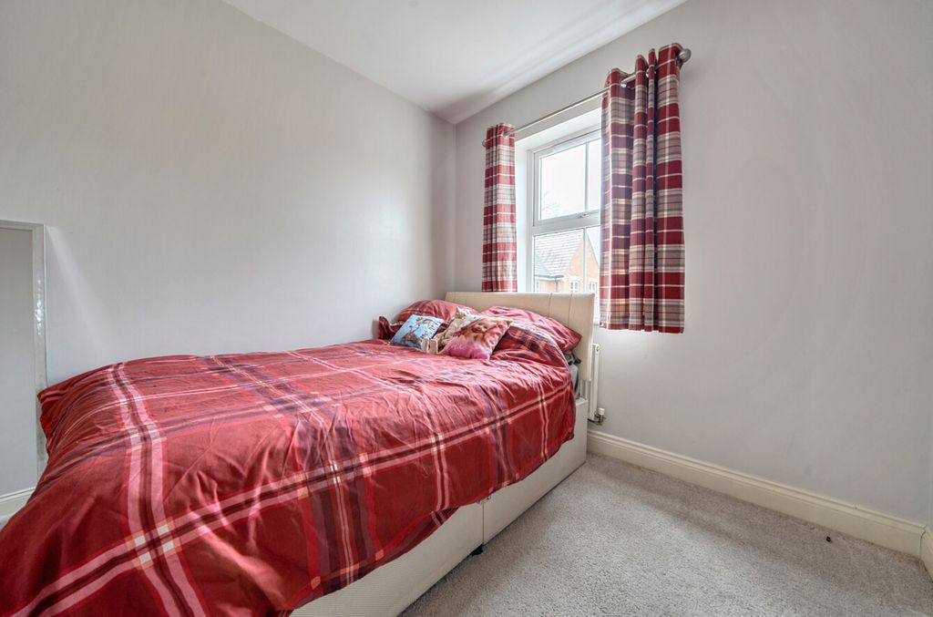 Additional image 16 of 4 bed terraced house for saleEstella Close, Haydon End, Swindon, Wiltshire SN25