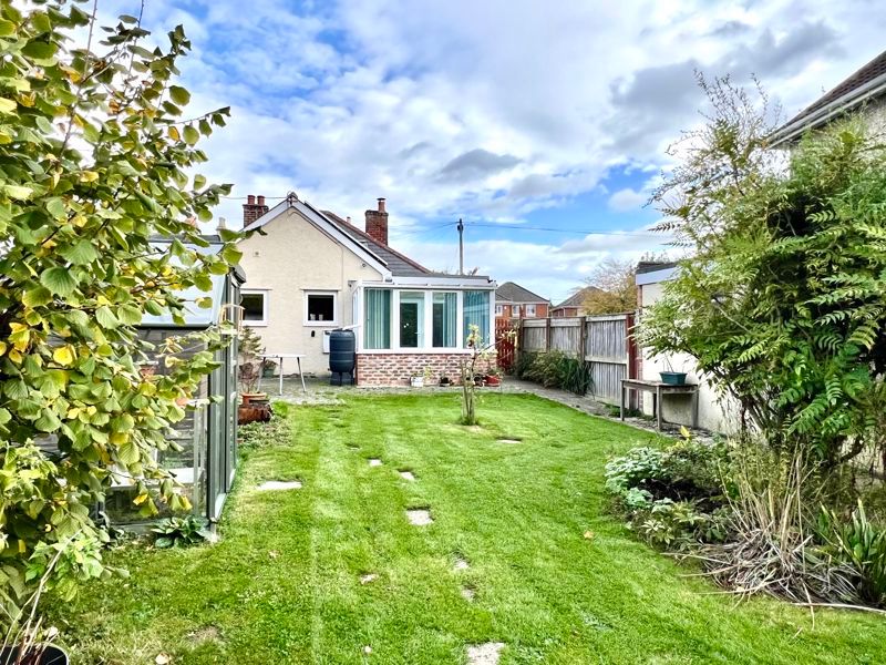 3 bed detached bungalow for saleOxford Road, Calne SN11