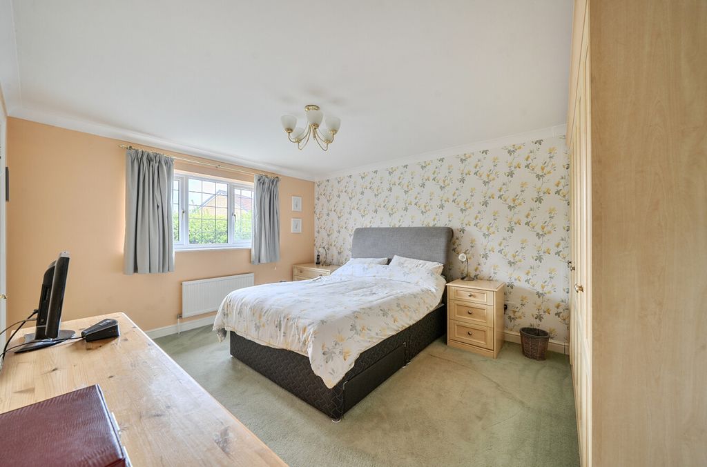 Additional image 6 of 4 bed detached house for saleJewel Close, Grange Park, Swindon SN5