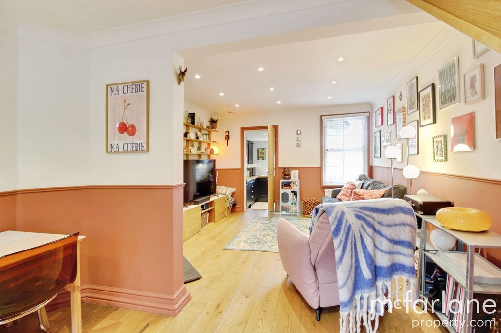 Additional image 6 of 2 bed terraced house for saleHyde Road, Upper Stratton SN2