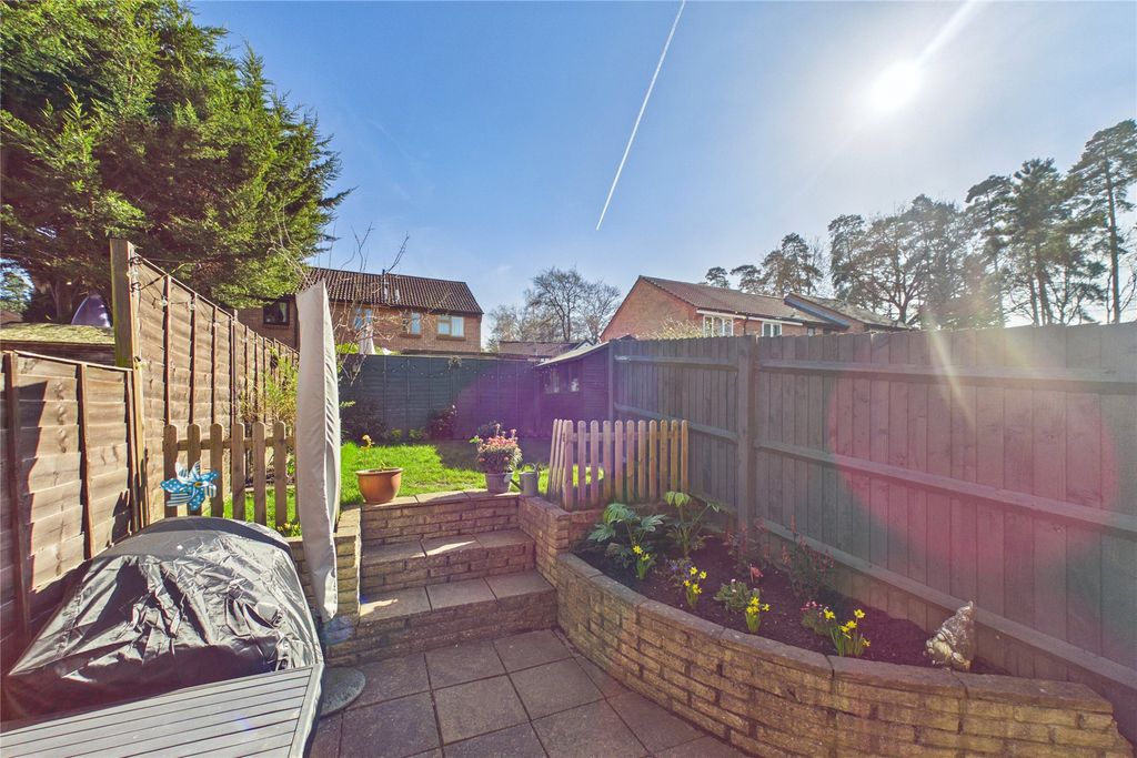 Additional image 8 of 2 bed end terrace house for saleUpavon Gardens, Bracknell, Berkshire RG12