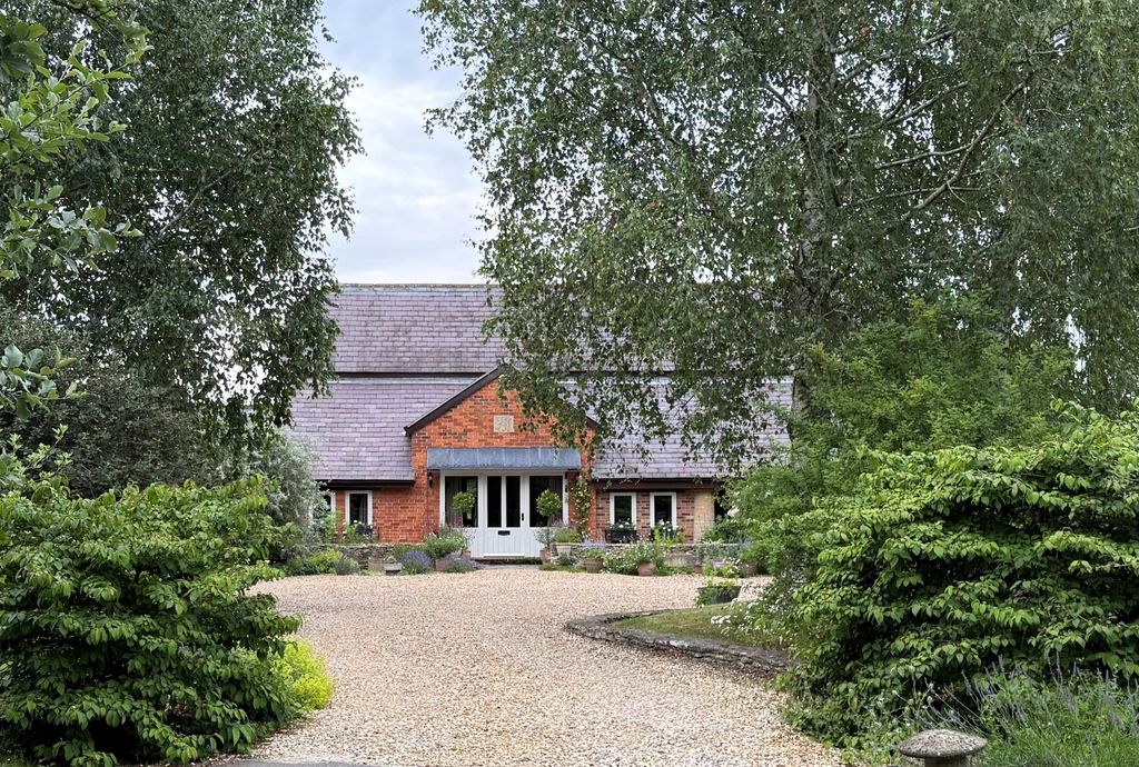 5 bed detached house for saleCorston, Malmesbury, Wiltshire SN16