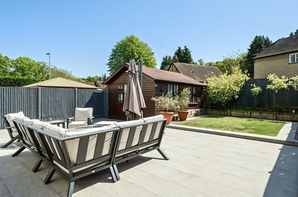 Additional image 9 of 4 bed detached house for saleKyle Close, Bracknell, Berkshire RG12