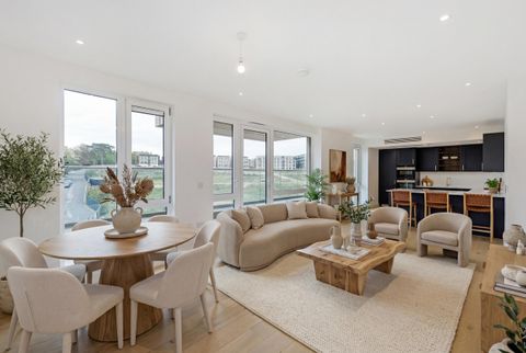 The Claves, Mill Hill NW7, New home