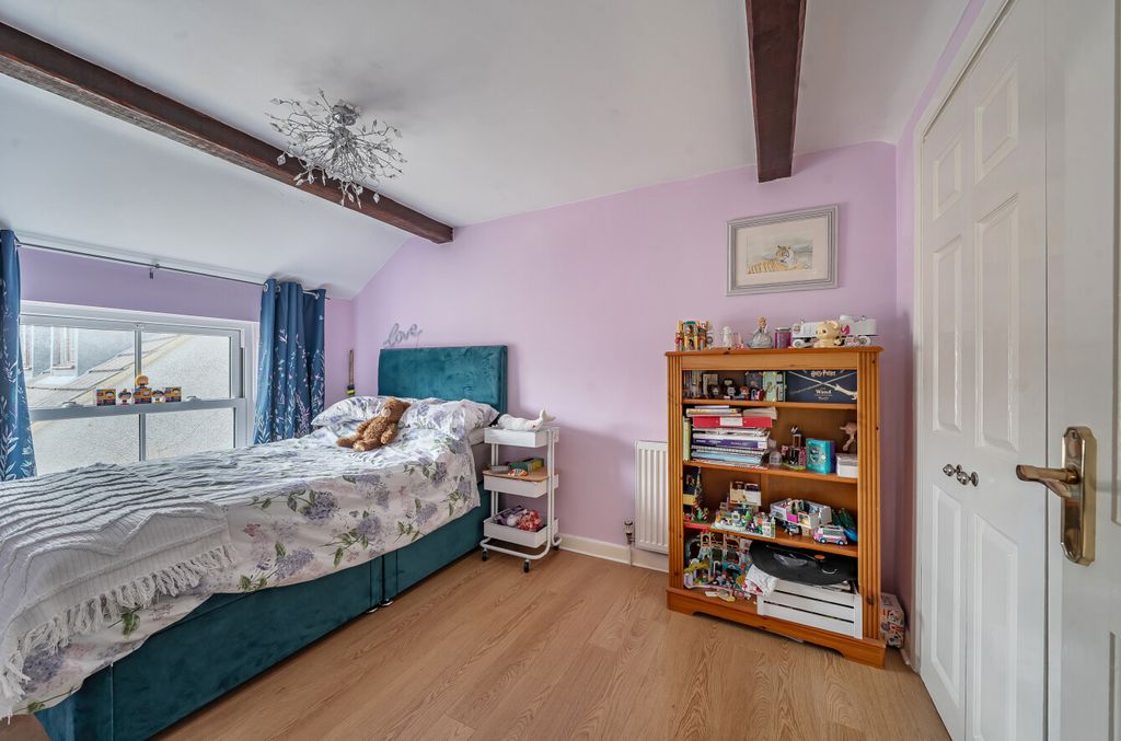 Additional image 13 of 5 bed semi-detached house for saleMarshfield Way, Stratton St Margaret, Swindon SN3