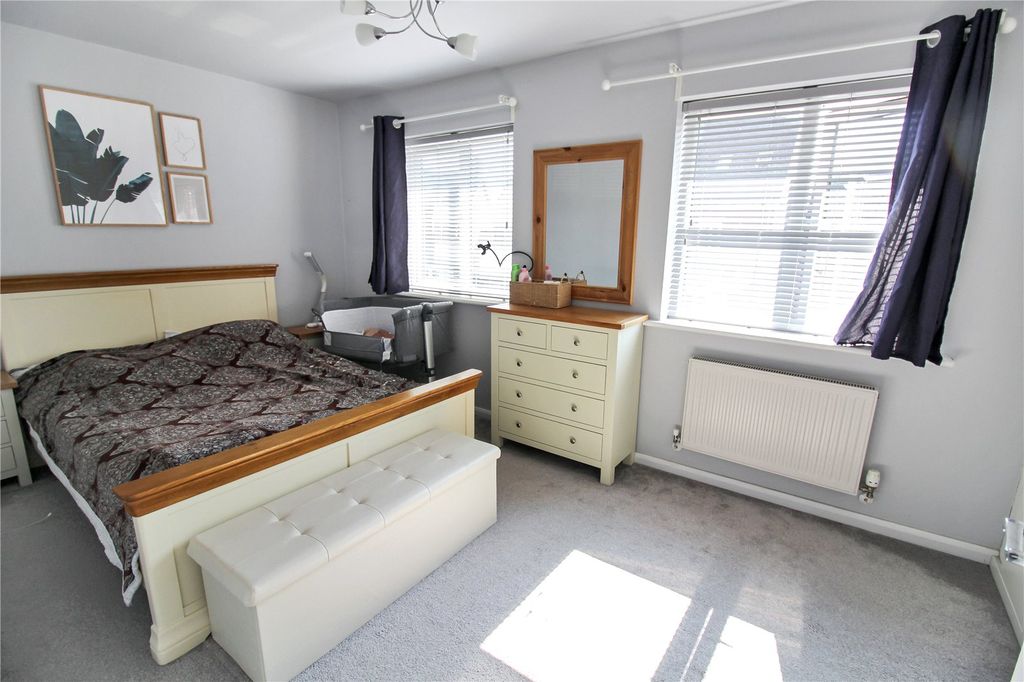 Additional image 8 of 3 bed terraced house for saleVistula Crescent, Swindon, Wiltshire SN25