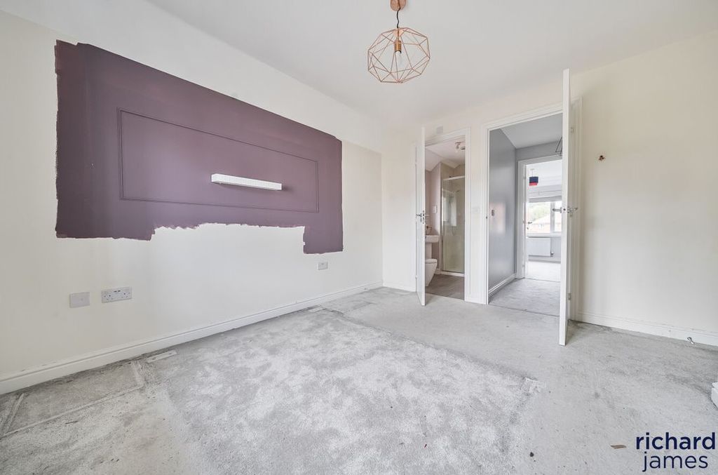 Additional image 7 of 4 bed detached house for saleCrofton Road, Swindon SN3