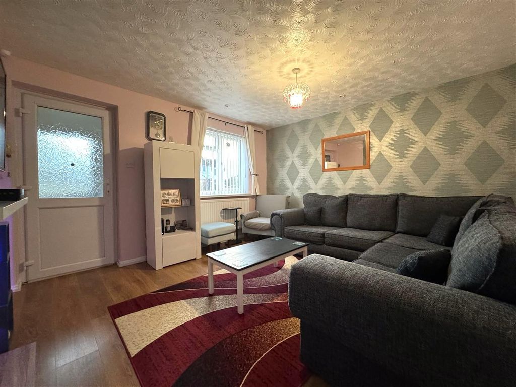 Additional image 2 of 3 bed detached bungalow for saleFairford Crescent, Upper Stratton, Swindon SN25