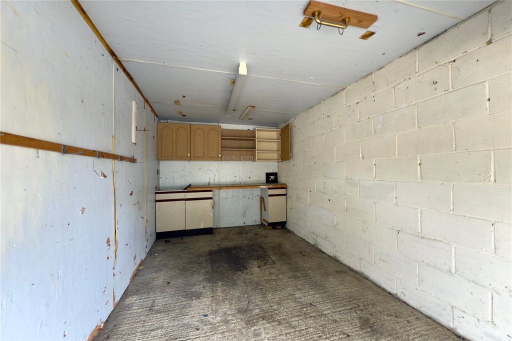 Additional image 16 of 2 bed end terrace house for saleBracknell, Berkshire RG12