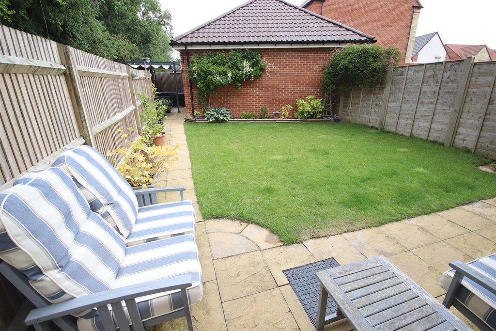 Additional image 15 of 3 bed semi-detached house for saleElms Road, Chippenham SN15