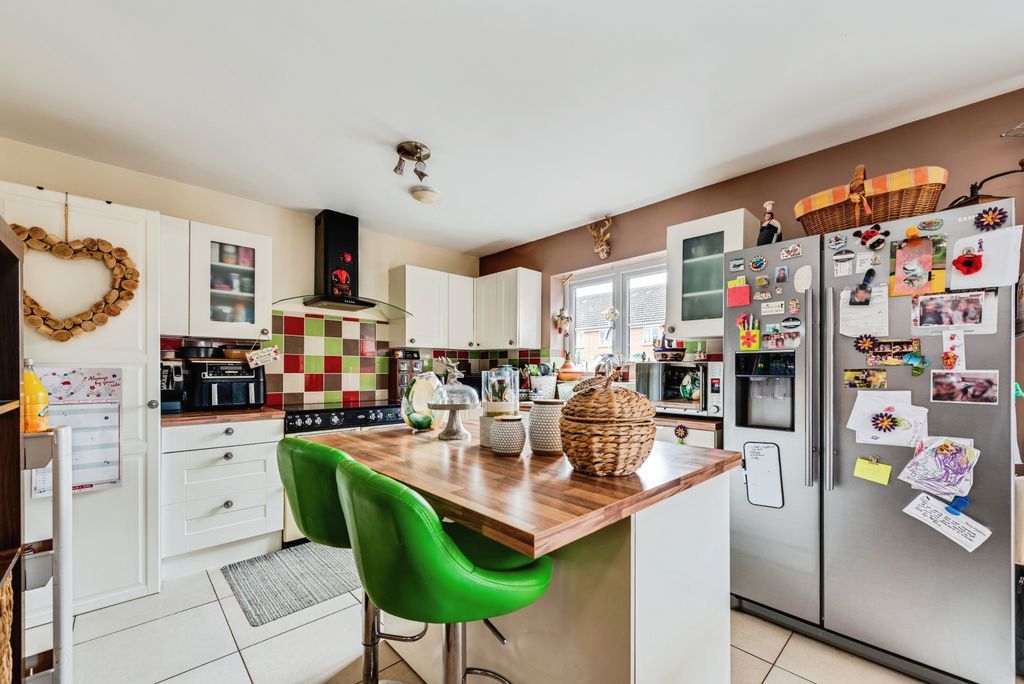 Additional image 8 of 4 bed detached house for saleSt. Josephs Way - Lyneham, Chippenham SN15