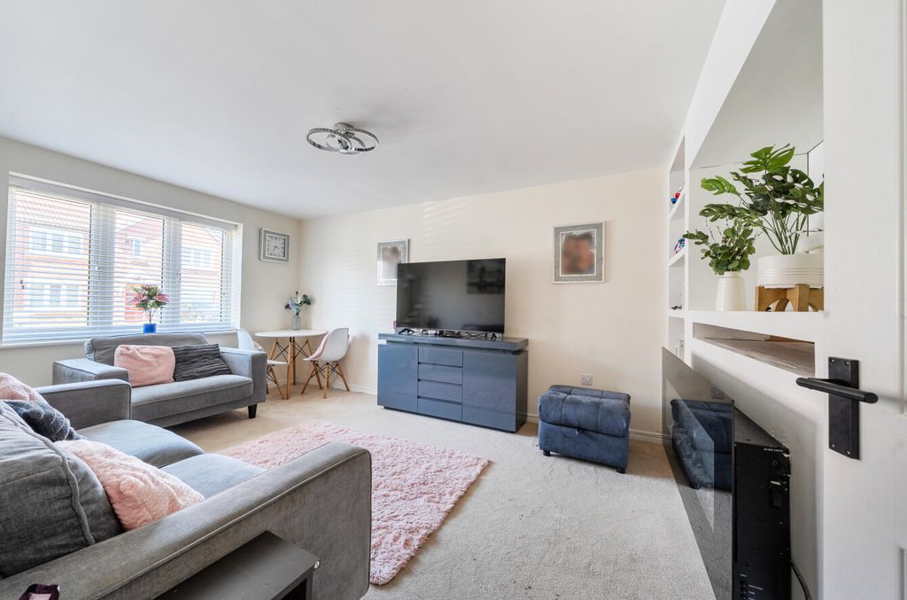 Additional image 5 of 5 bed detached house for salePolesdon Avenue, Coate, Swindon SN3