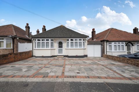 St. Audrey Avenue, Bexleyheath DA7