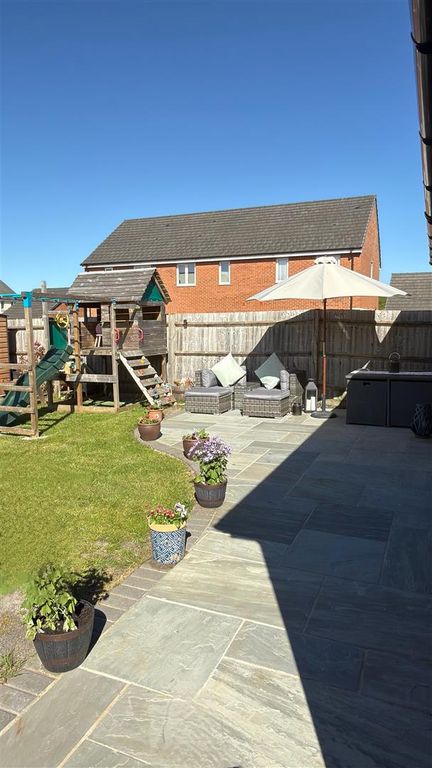 Additional image 26 of 5 bed detached house for saleMascroft Road, Trowbridge BA14