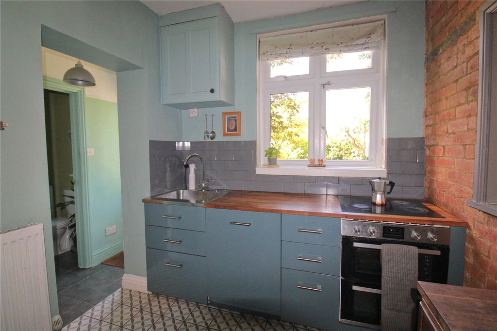 Additional image 20 of 4 bed semi-detached house for saleClarendon Avenue, Trowbridge BA14