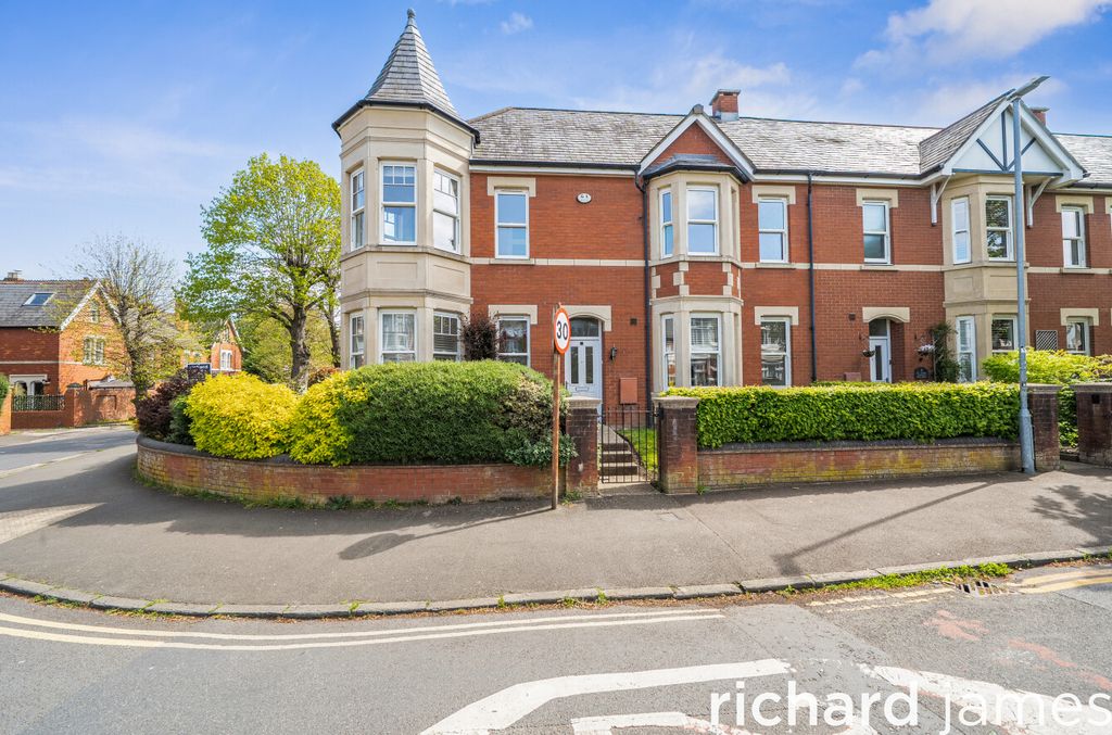 Additional image 18 of 3 bed terraced house for saleSt James Terrace, Old Town, Swindon SN1